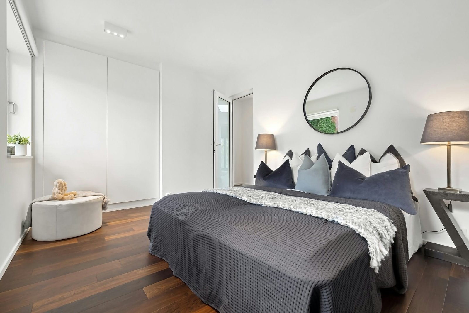 Comfort Cove Stays 3